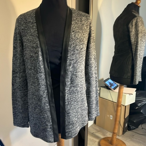 VEX COLLECTION SWEATER JACKET - Picture 1 of 8